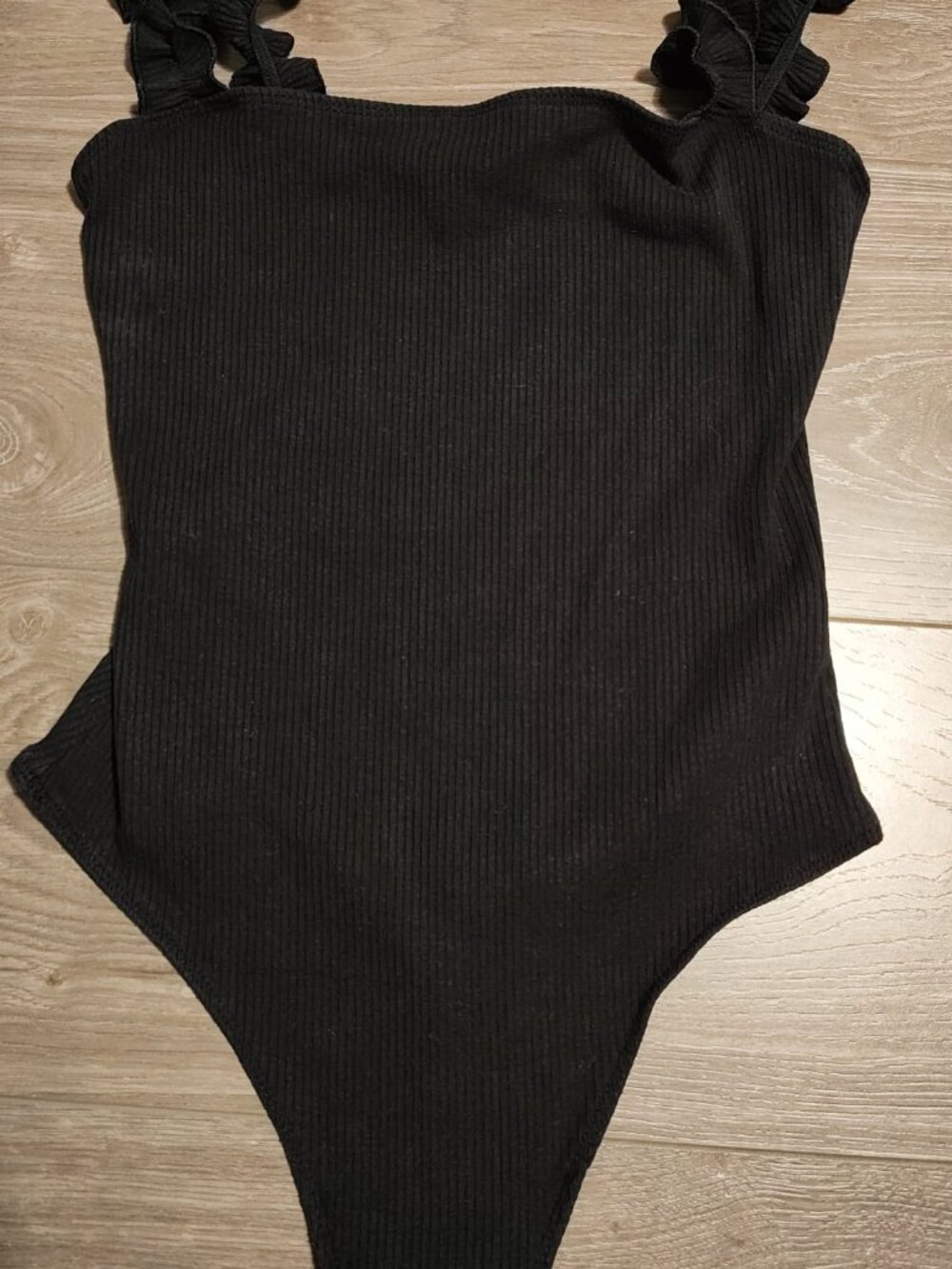 Aritzia Sunday Best Ribbed Ruffle-Strap Bodysuit Size S